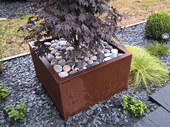 Montana corten 80x80x50cm