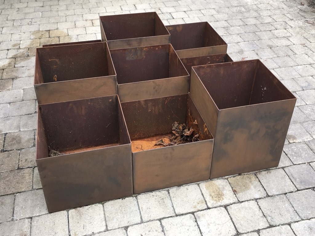 Artica corten 35x35cm, hauteur variable