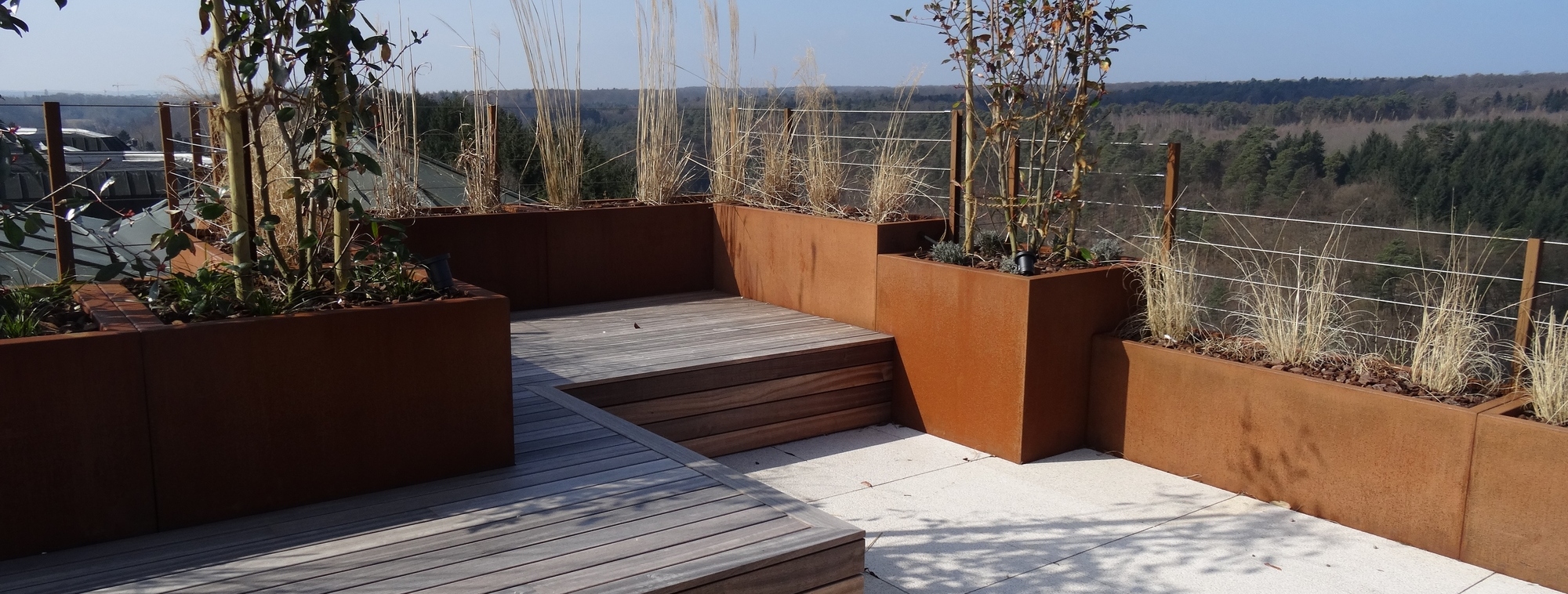 Bering corten 3mm, ligne de bacs boulonnés, bacs oxydés